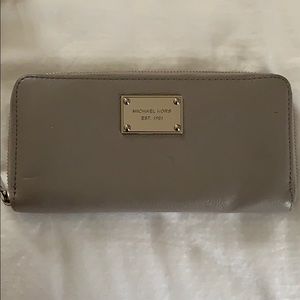 Michael Kors continental wallet